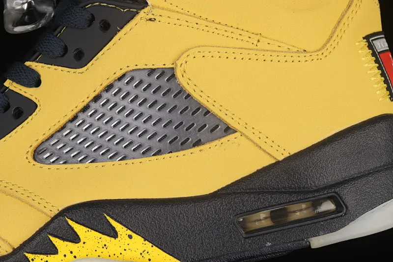 All categories Air Jordan Jordan series basketball shoes Air Jordan 5 Air Jordan 5 Retro SE AJ5 Joe 5 Michigan black and yellow 3M reflective Tokyo limited edition CQ9541-704